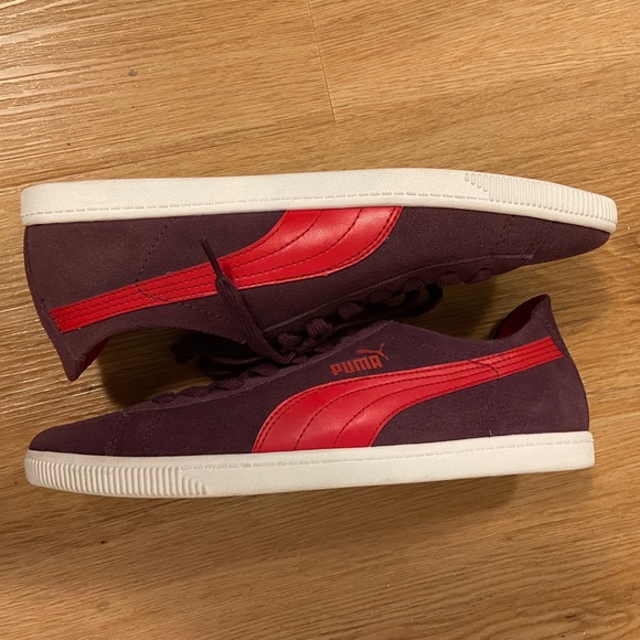 NWOT Purple PUMA Sneaker With Red Detail Size 9 - Picture 6 of 8
